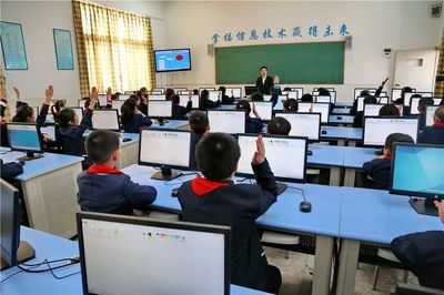 聚焦江津教育扶貧 信息點亮希望，服務溫暖人心
